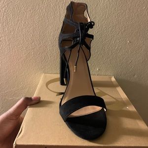 NWT Black Heel